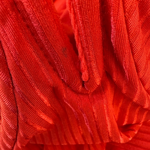 NEW- BEACH RIOT - SCARLETT HOLLY JOLLY ONE PIECE - Picture 7 of 7